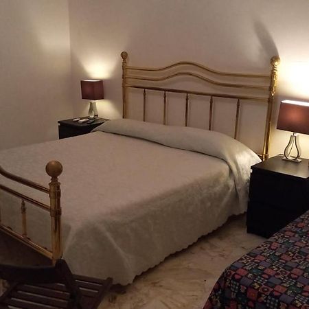 דירות לצ'ה Terrazza Santo Oronzo מראה חיצוני תמונה